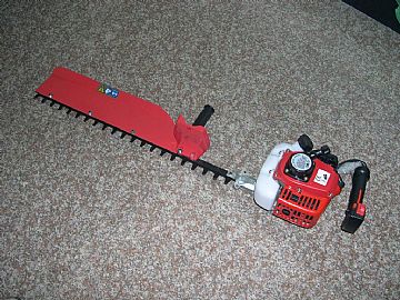 Gas Hedge Trimmer