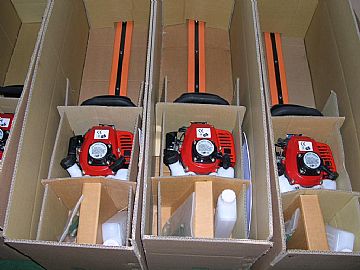 Package Of Gas Hedge Trimmer