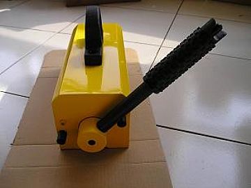 Magnetic Lifter