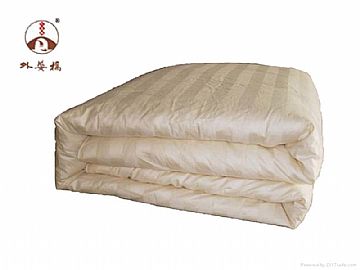 Satin Natural Silk Quilt